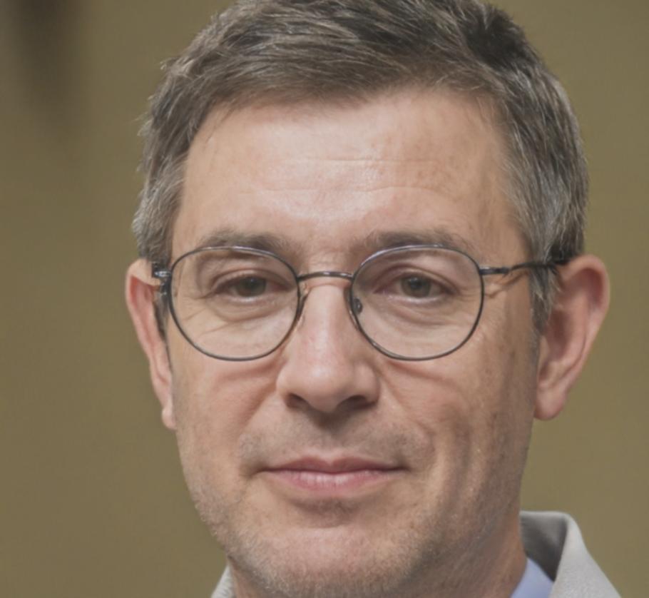 Finanzexperte analysiert aktuelle Markttrends